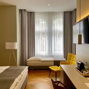 38 *** Berlín
